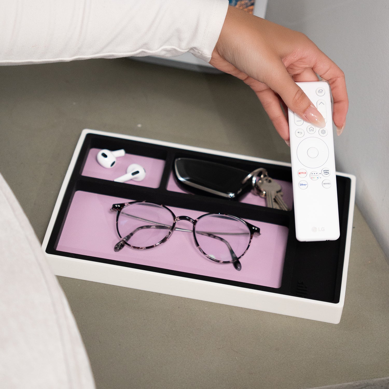 Desk Organiser Tray (Lilac Purple) by Silli – stylish tray for home and desk organisation