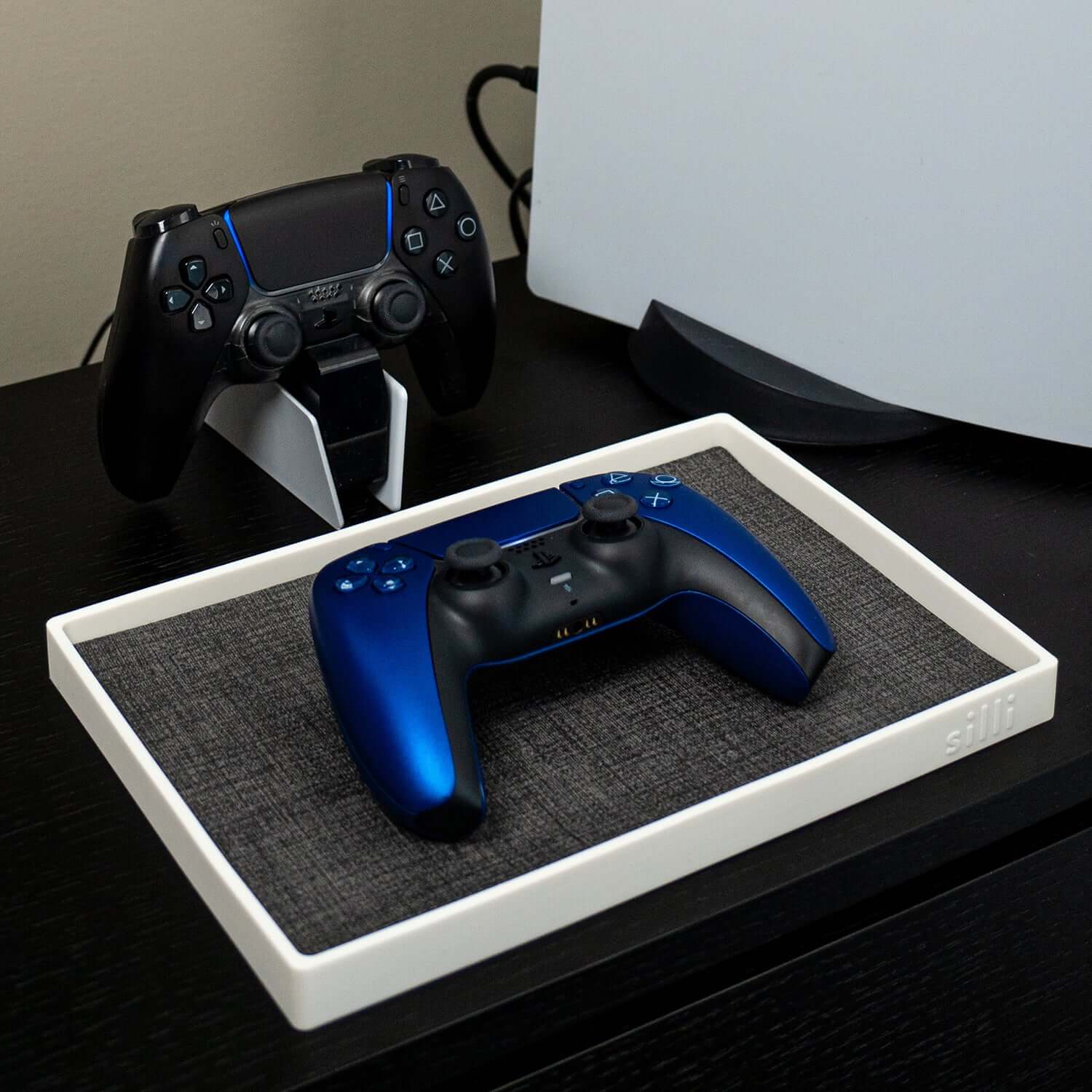 Catchall Tray (Textured Charcoal and White) by Silli – catchall tray for home organisation and everyday essentials