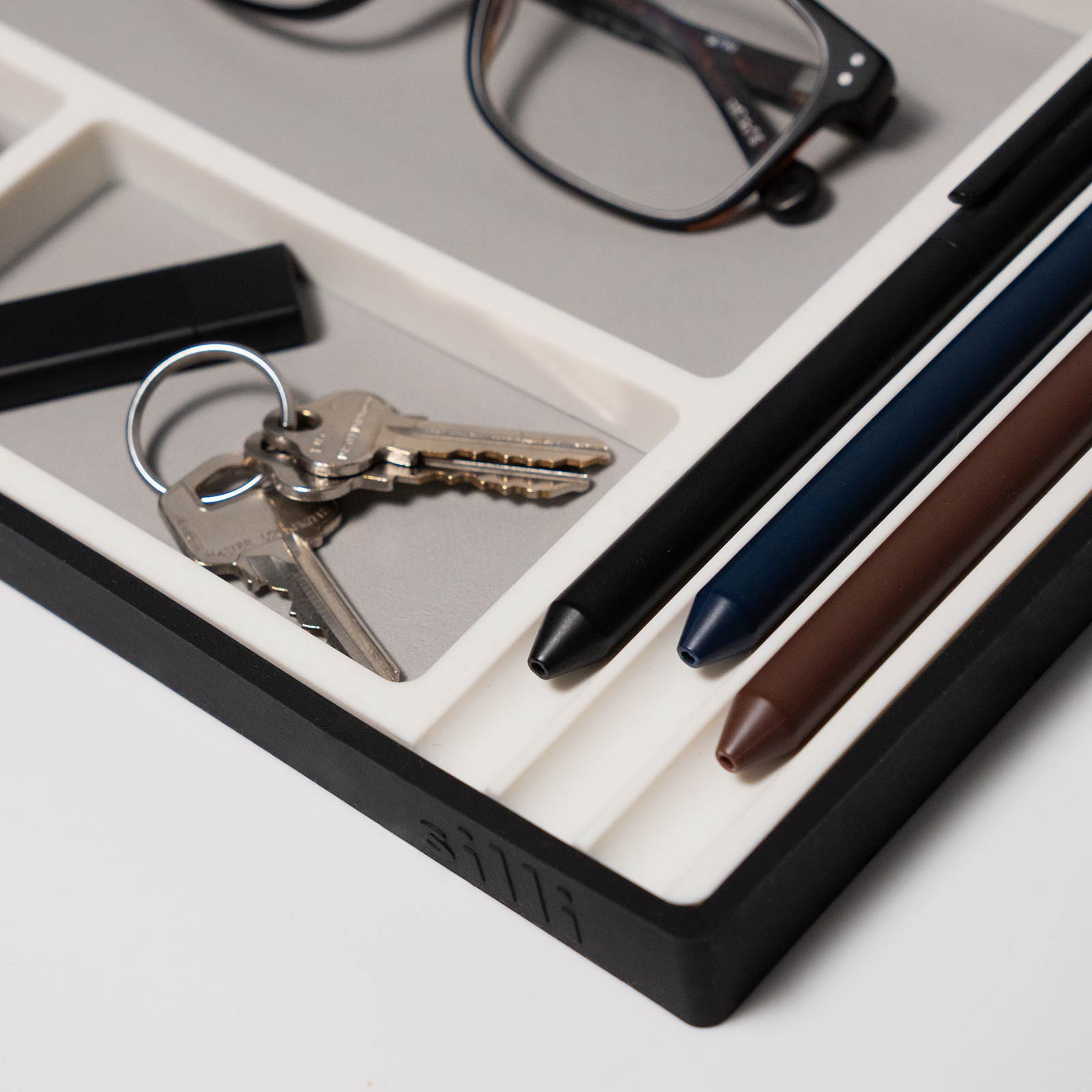 Desk Organiser Tray (Pilot Grey) by Silli – stylish tray for home and desk organisation